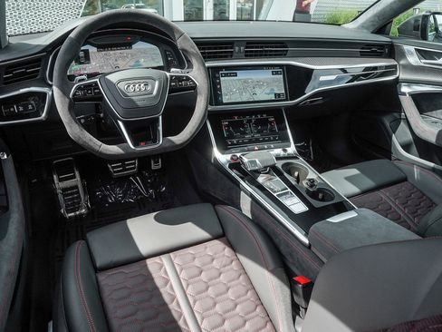 New 2025 Audi RS 7 Performance image 7