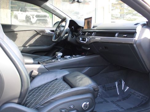 Used 2018 Audi S5 Premium Plus w/ Navigation Package image 17