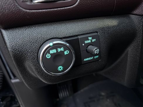 Used 2017 Buick Enclave Leather image 21