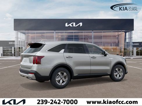New 2026 Kia Sorento LX image 6