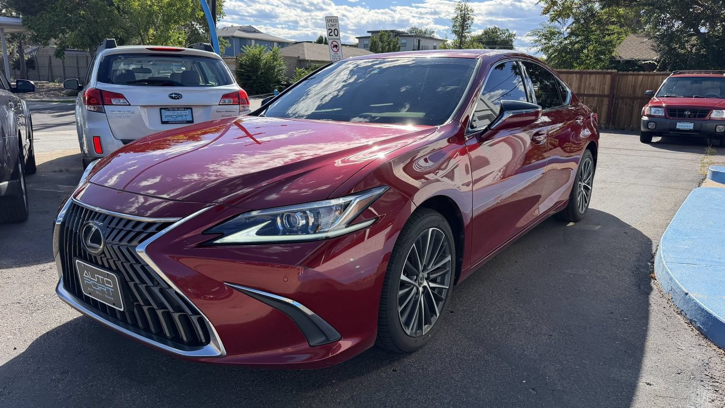 Used 2022 Lexus ES 250 w/ Premium Package AWD/4WD image 5