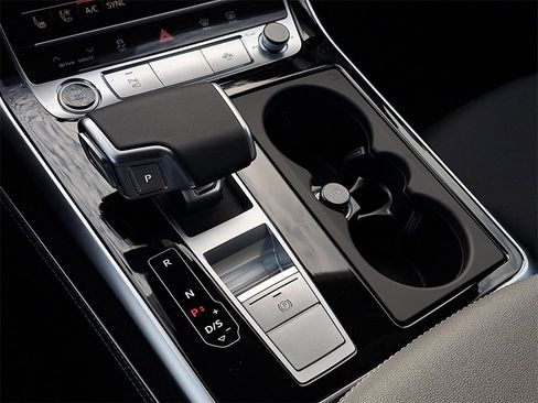 New 2026 Audi Q8 Premium Plus image 15