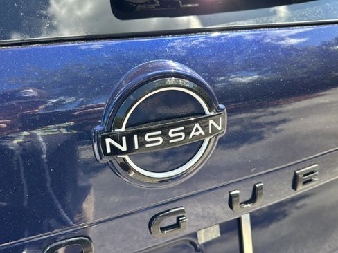 New 2026 Nissan Rogue SV FWD image 29