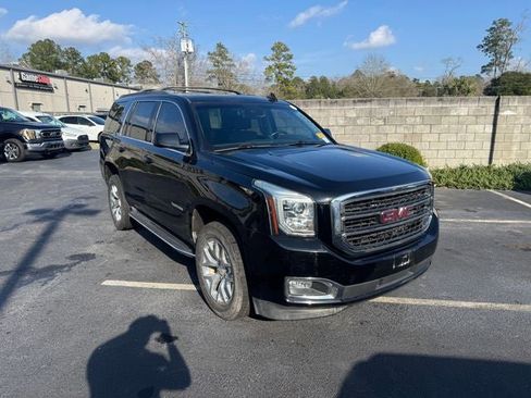 Used 2018 GMC Yukon SLT image 1