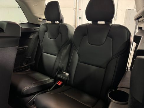 Used 2021 Volvo XC90 T8 Inscription w/ Advanced Package image 34