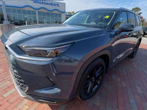 Used 2025 Toyota Grand Highlander AWD image 5