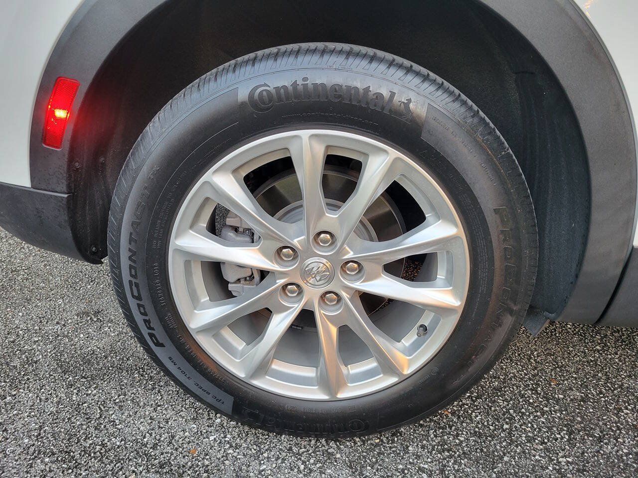 Used 2021 Buick Envision Preferred FWD image 16