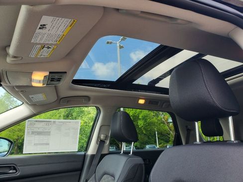 New 2026 Nissan Pathfinder SV w/ SV Premium Package FWD image 17