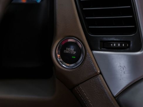 Used 2018 GMC Yukon SLT w/ Open Road Package image 19