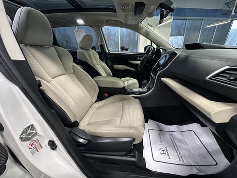 Used 2019 Subaru Ascent Premium image 25