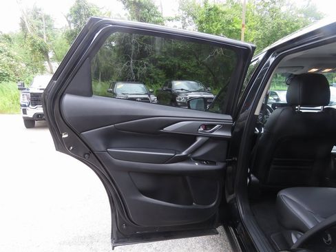 Used 2023 MAZDA CX-9 Touring image 20