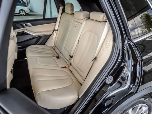 Used 2020 BMW X5 xDrive40i w/ Premium Package image 44