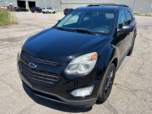 Used 2017 Chevrolet Equinox LT w/ Midnight Edition FWD image 6