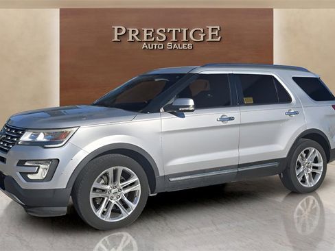 Used 2017 Ford Explorer Limited image 6