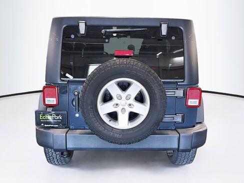 Used 2017 Jeep Wrangler Unlimited Sport w/ Quick Order Package 24S AWD/4WD image 7