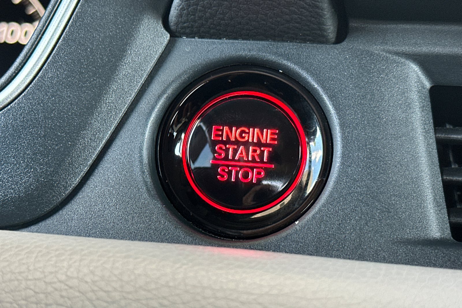 Used 2024 Honda Pilot EX-L image 21