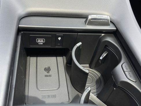 Used 2025 Hyundai Palisade Calligraphy image 13