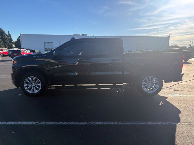 Used 2021 Chevrolet Silverado 1500 Custom w/ Safety Confidence Package AWD/4WD image 1