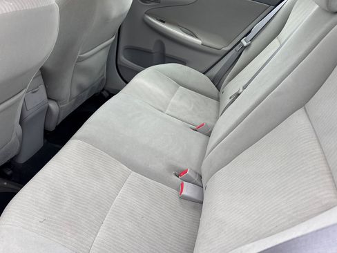 Used 2010 Toyota Corolla LE image 12