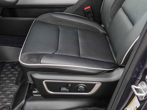 New 2026 RAM 1500 Laramie w/ Night Edition image 20