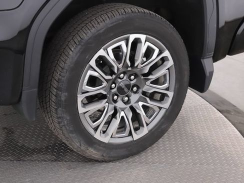 Used 2025 GMC Sierra 1500 Denali Ultimate AWD/4WD image 14