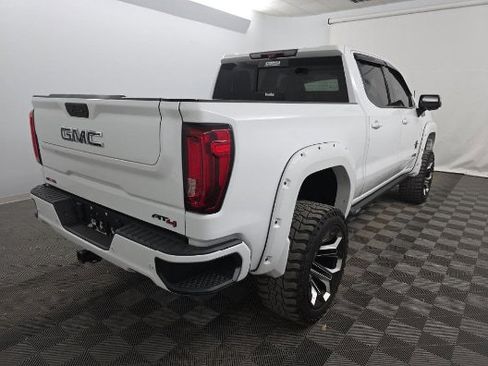 Used 2020 GMC Sierra 1500 AT4 w/ AT4 Premium Package image 3