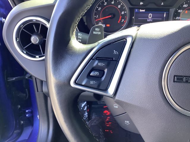 Used 2022 Chevrolet Camaro LT RWD image 12