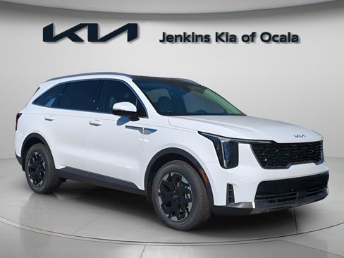 New 2026 Kia Sorento S image 2