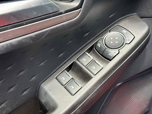 Used 2020 Ford Escape SE FWD image 17