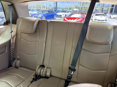 Used 2019 Cadillac Escalade Platinum RWD image 13