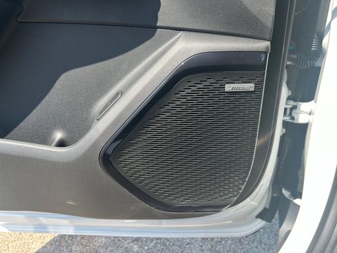 New 2026 GMC Acadia AT4 w/ LPO, Floor Liner Package image 27