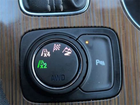 Used 2018 GMC Acadia SLE w/ Driver Alert Package I image 38