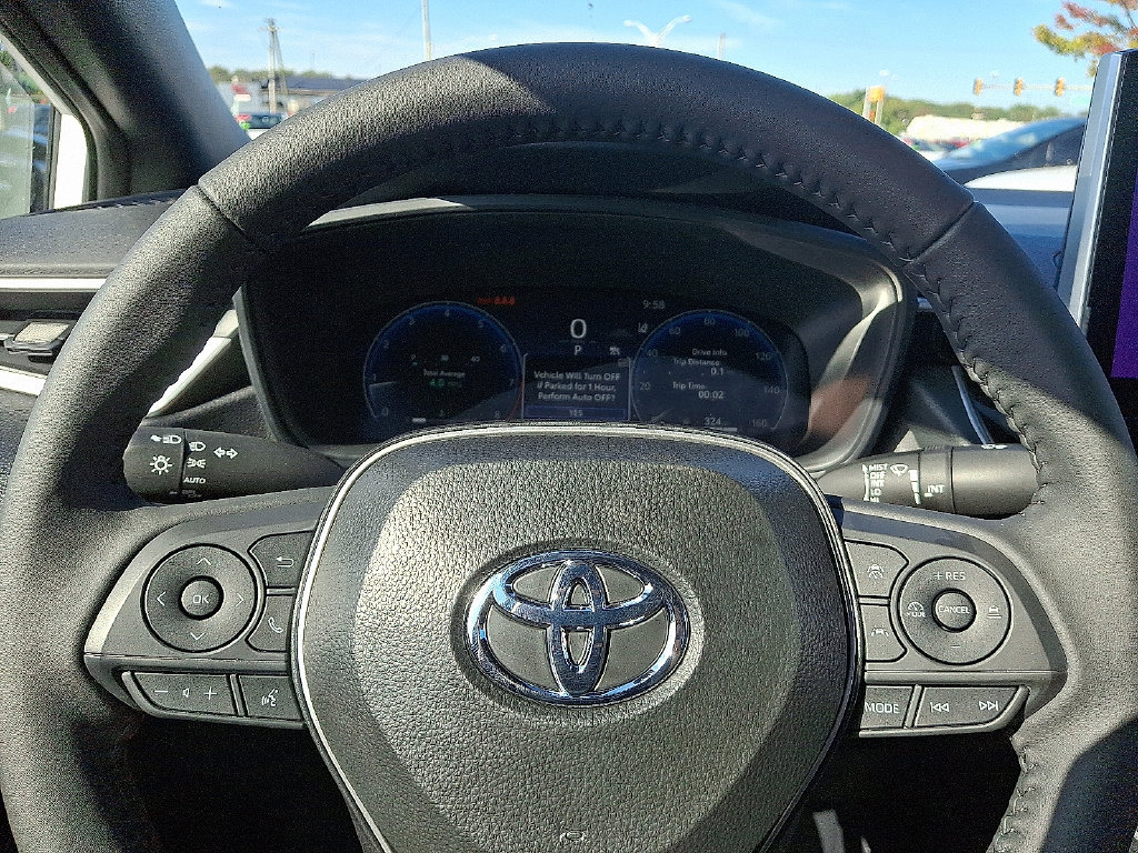 Used 2026 Toyota Corolla SE w/ SE Package FWD image 7