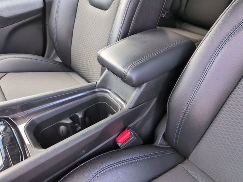 New 2026 Jeep Compass Latitude AWD/4WD image 32