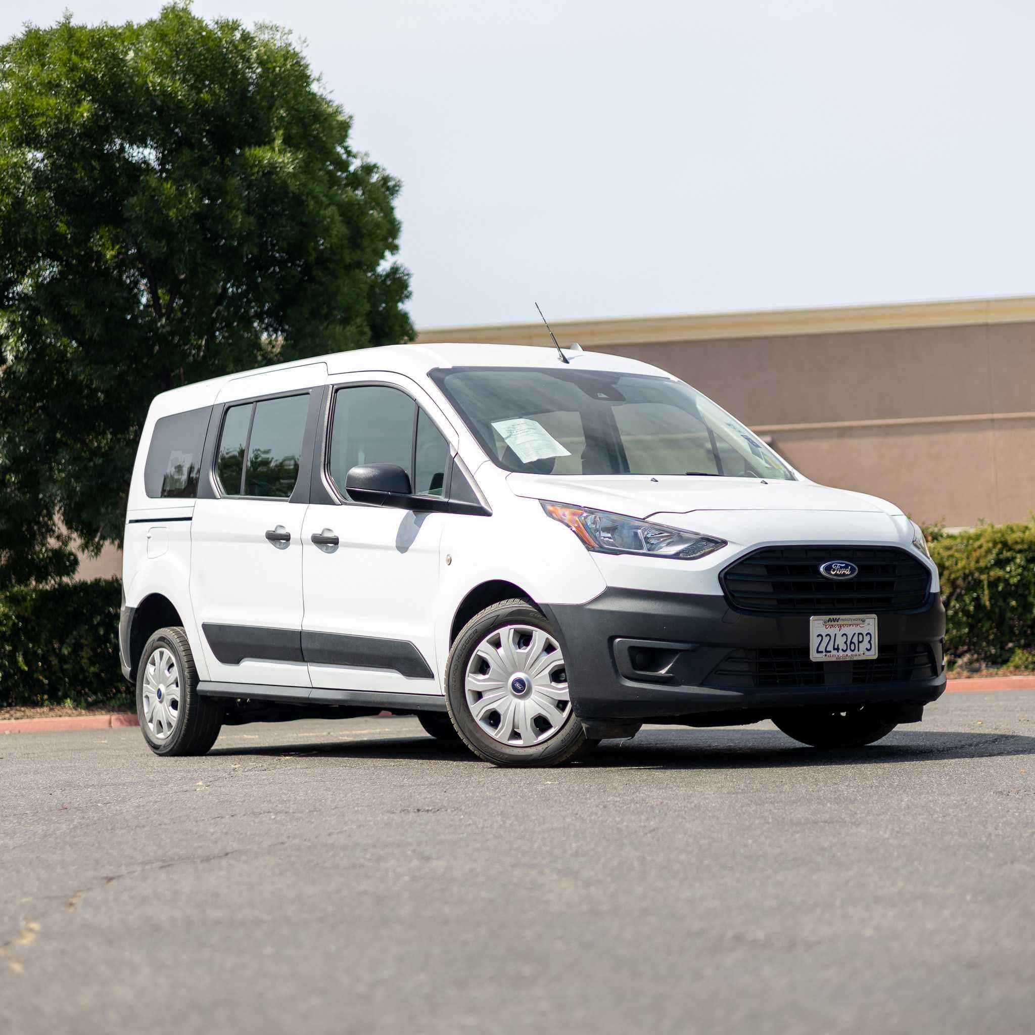 Used 2022 Ford Transit Connect XL FWD image 1