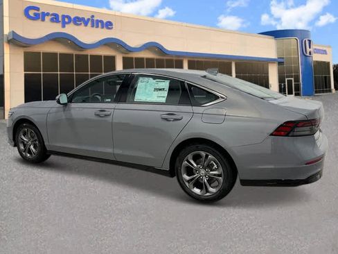 New 2025 Honda Accord EX-L image 2