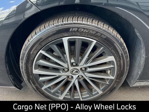 Used 2022 Lexus ES 350 w/ Premium Package FWD image 18