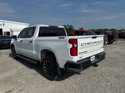 Used 2022 Chevrolet Silverado 1500 Custom Trail Boss w/ Safety Confidence Package AWD/4WD image 4