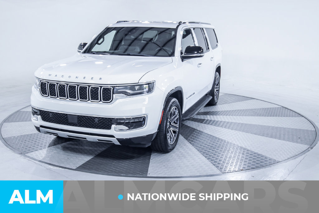 Used 2024 Jeep Wagoneer L Series II w/ Flexible Seating Group AWD/4WD image 2