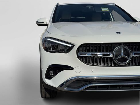 Certified 2026 Mercedes-Benz GLA 250 image 11