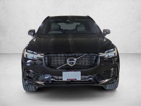 Used 2021 Volvo XC60 T8 R-Design w/ Advanced Package image 2