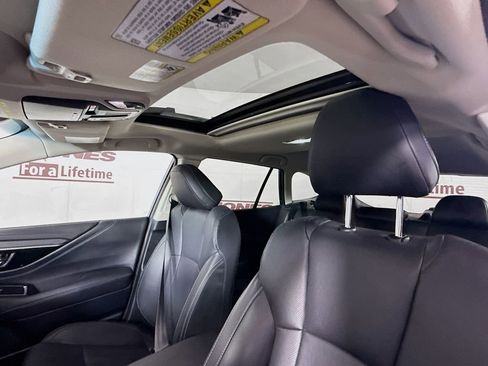 Used 2022 Subaru Outback Limited AWD/4WD image 12