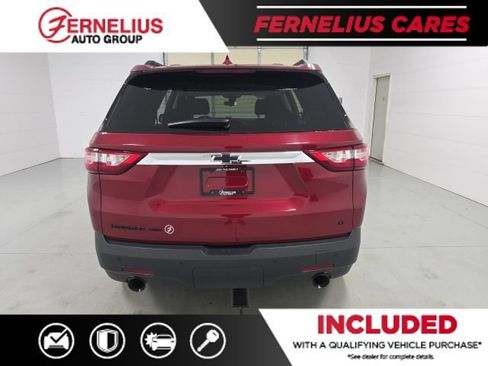 Used 2020 Chevrolet Traverse LT w/ Driver Confidence II Package AWD/4WD image 6