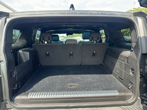Used 2024 GMC Hummer EV 3X AWD/4WD image 16