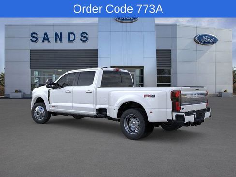 New 2026 Ford F450 Platinum w/ Platinum Plus Package image 4