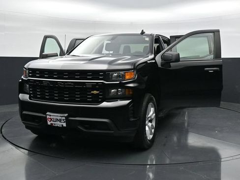 Used 2021 Chevrolet Silverado 1500 Custom AWD/4WD image 47