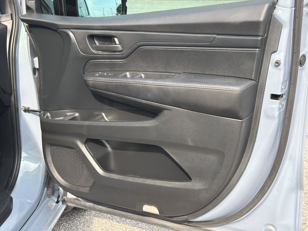 Used 2023 Honda Odyssey Sport image 31