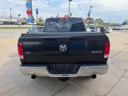 Used 2018 RAM 1500 Classic SLT w/ SLT Plus D￩cor Group