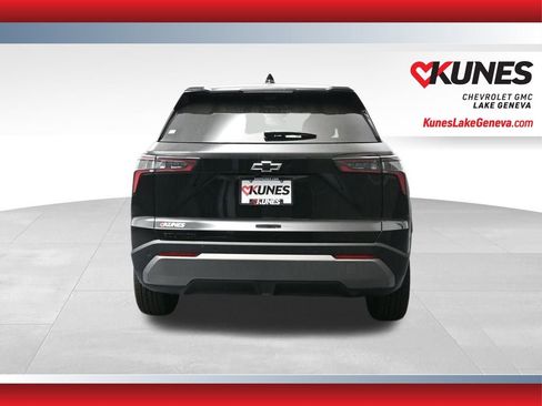 New 2026 Chevrolet Equinox LT w/ Safety and Technology Package image 10