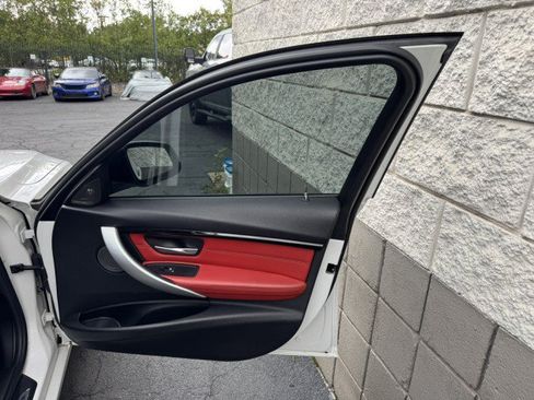 Used 2016 BMW 328i Sedan RWD image 40